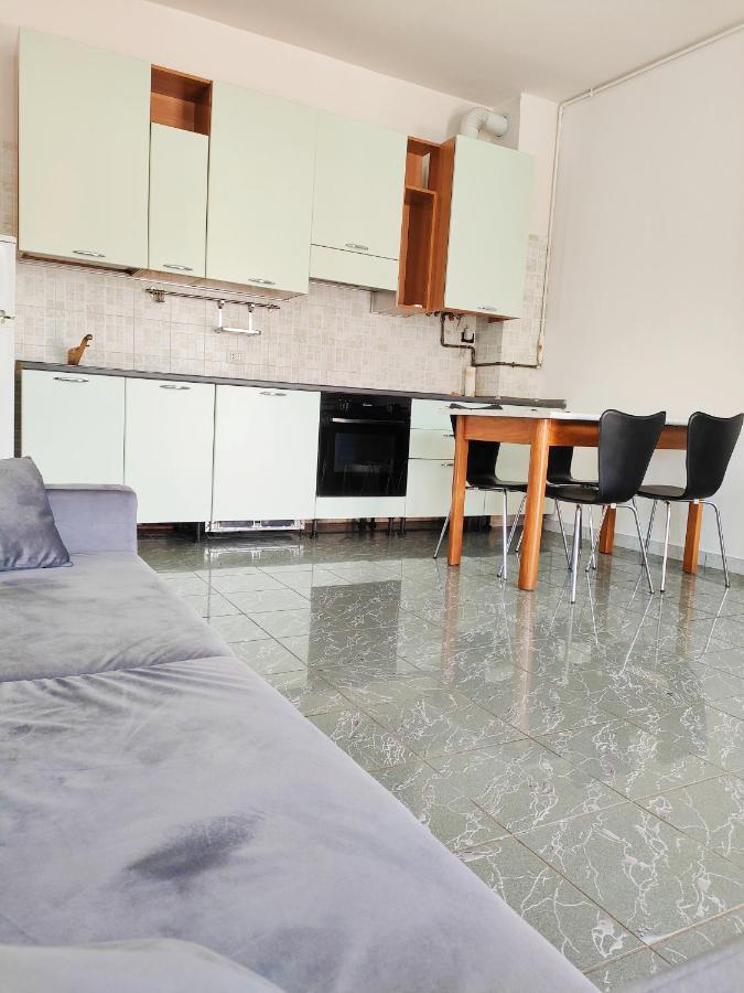 Apartamento Apartament Sesto Rondo Mm1 Sesto San Giovanni Exterior foto